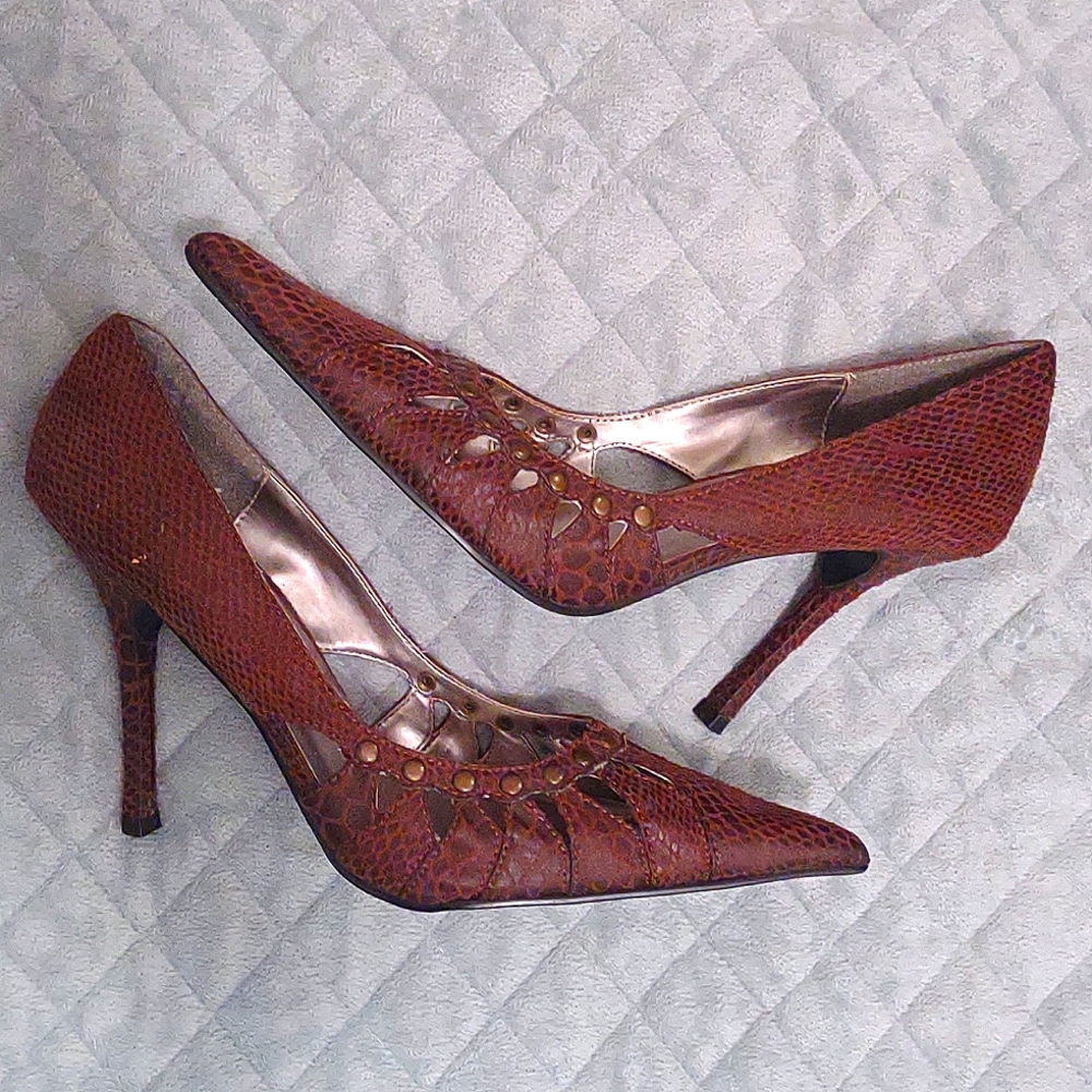 Brown Snakeskin Pumps